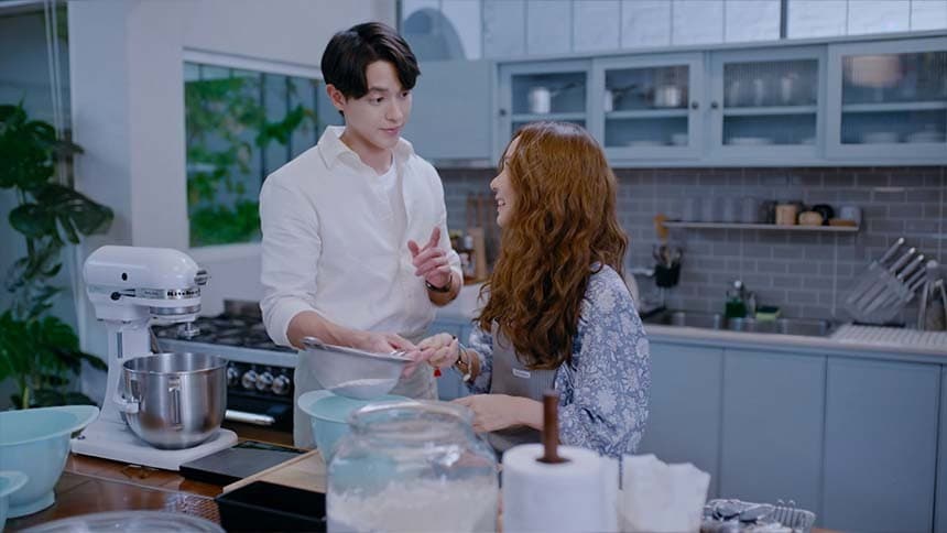 To the Moon and Back (2023) Episodio 3 thumbnail