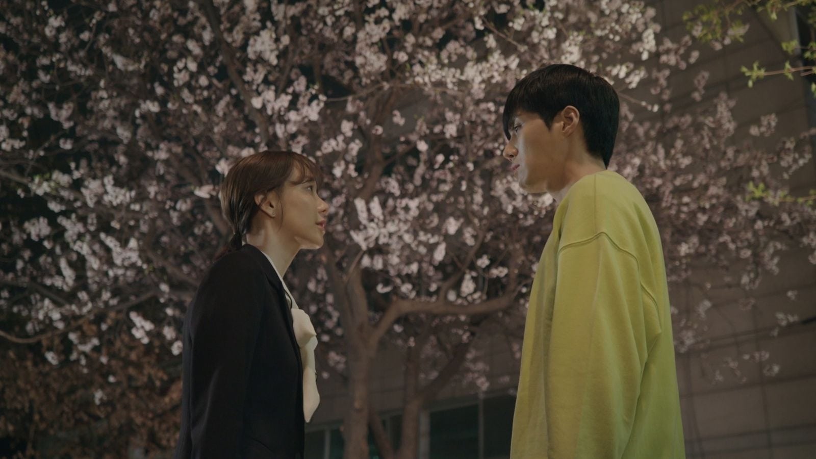 You Drive Me Crazy (2018) Episodio 4 thumbnail