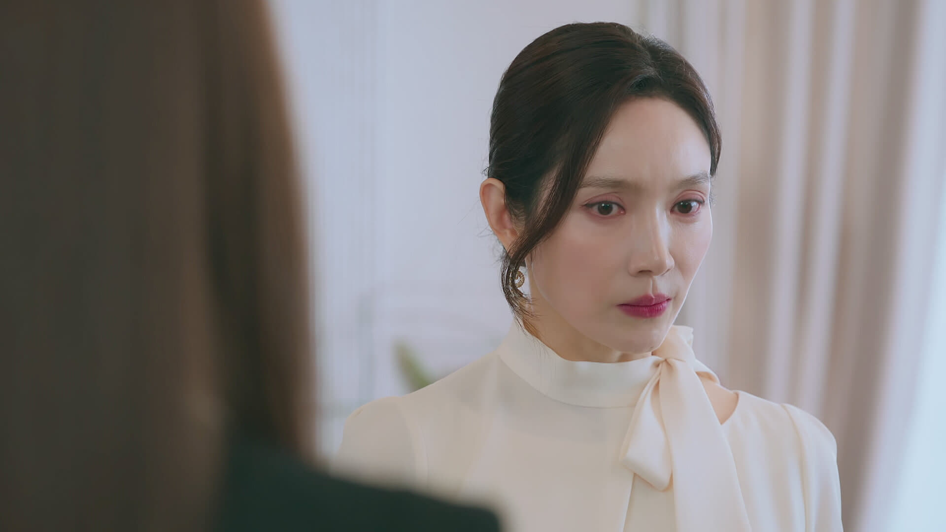 Perfect Marriage Revenge (2023) Episodio 10 thumbnail