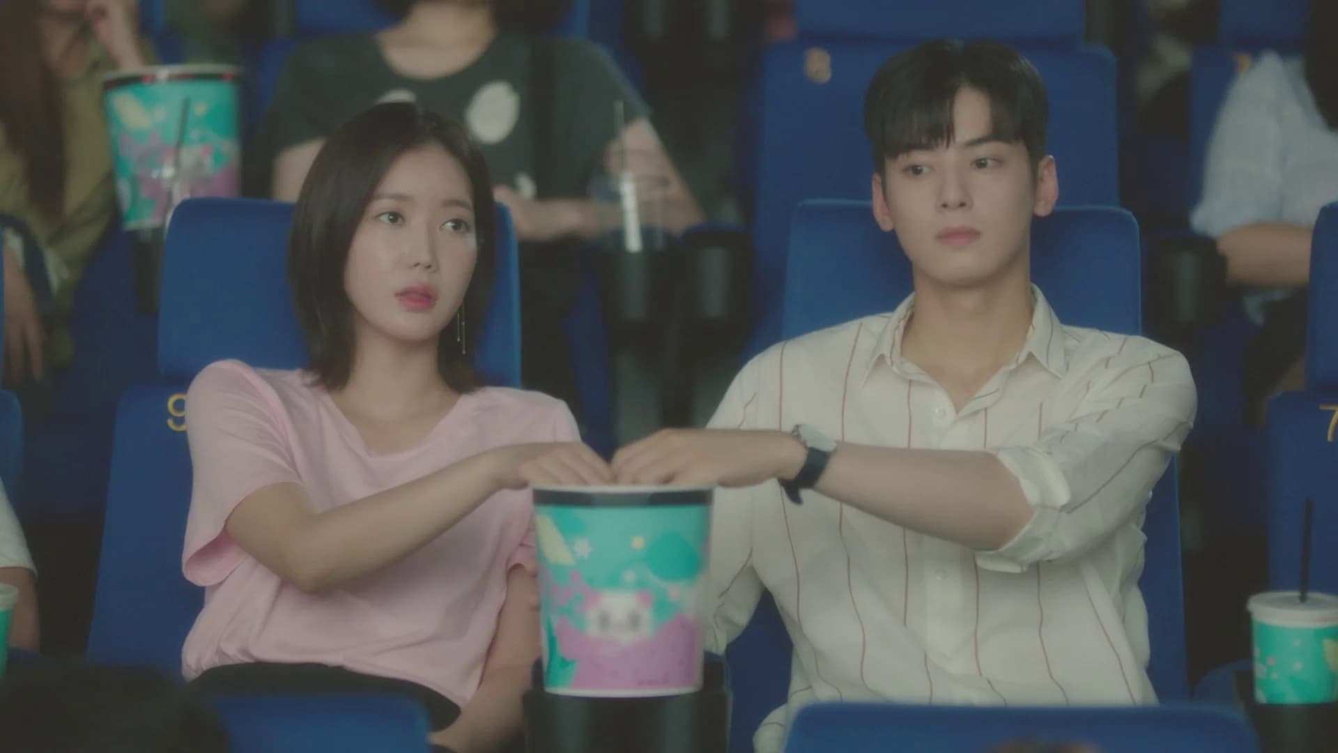 My ID Is Gangnam Beauty (2018) Episodio 8 thumbnail