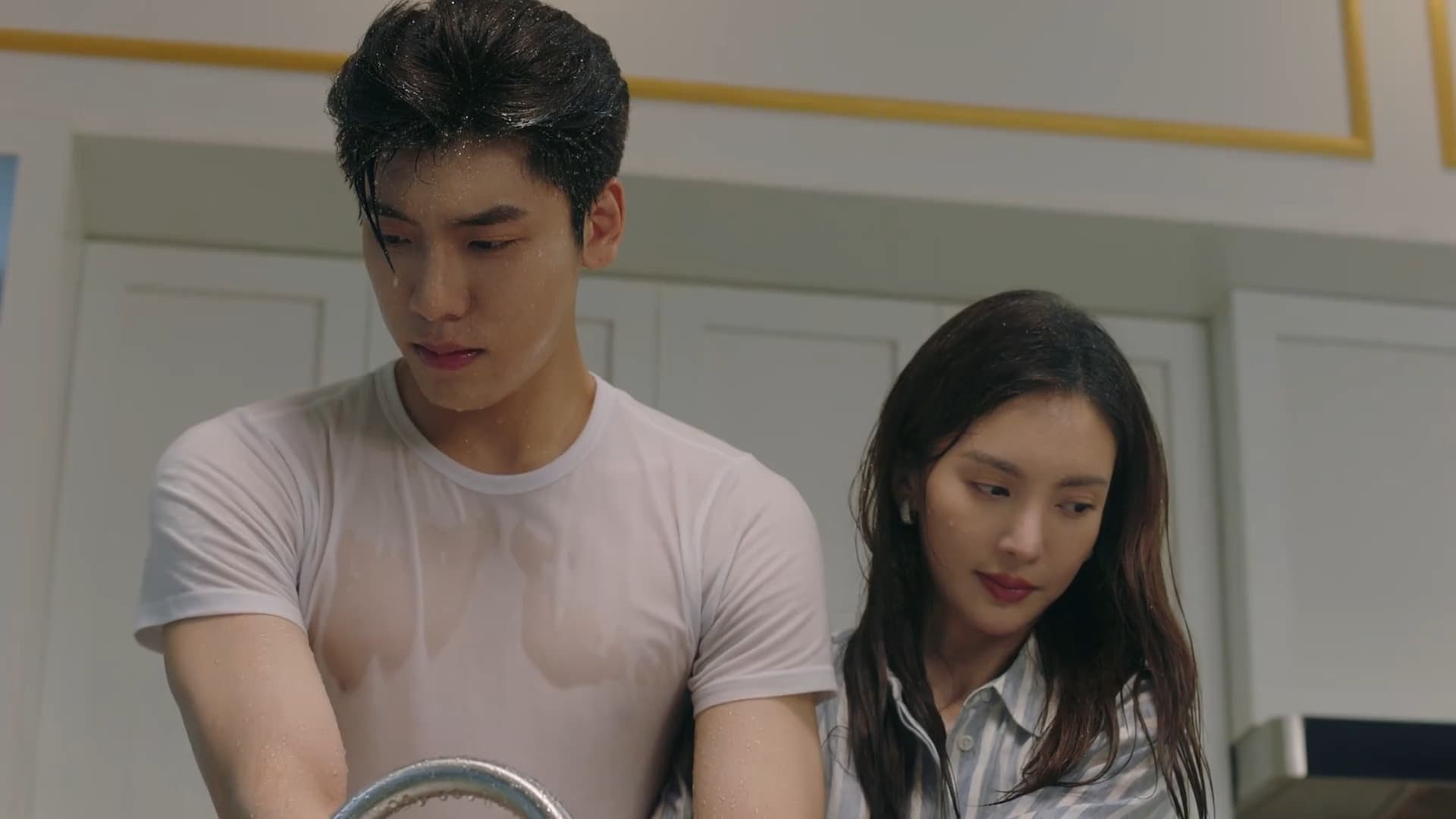 Why Women Love (2022) Episodio 2 thumbnail