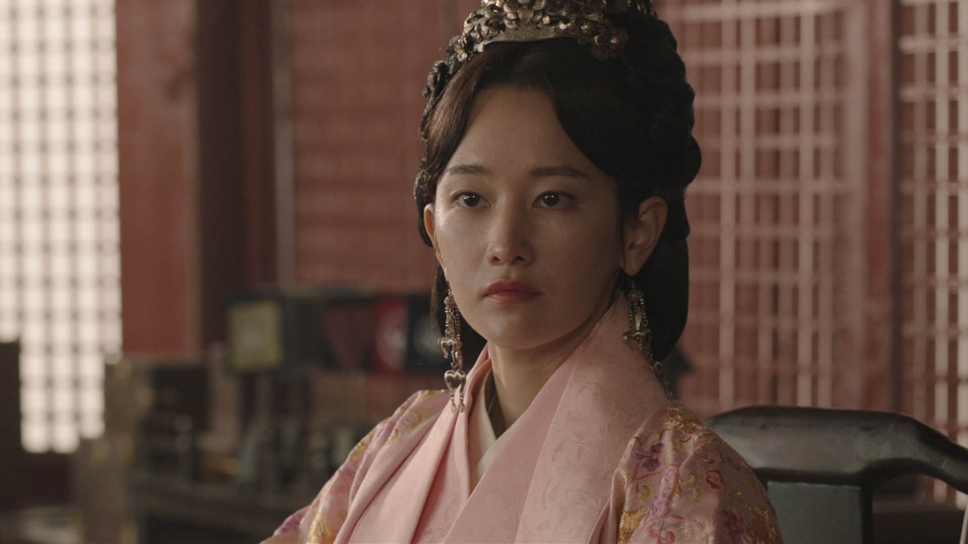 Queen Woo (2024) Episodio 5 thumbnail