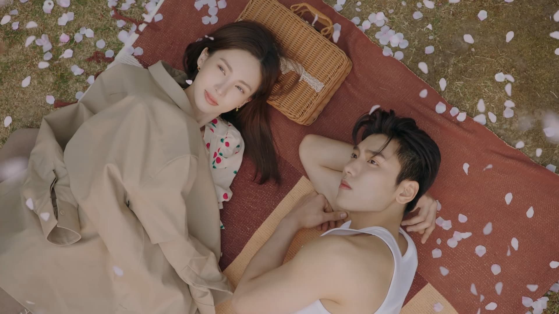 Why Women Love (2022) Episodio 18 thumbnail