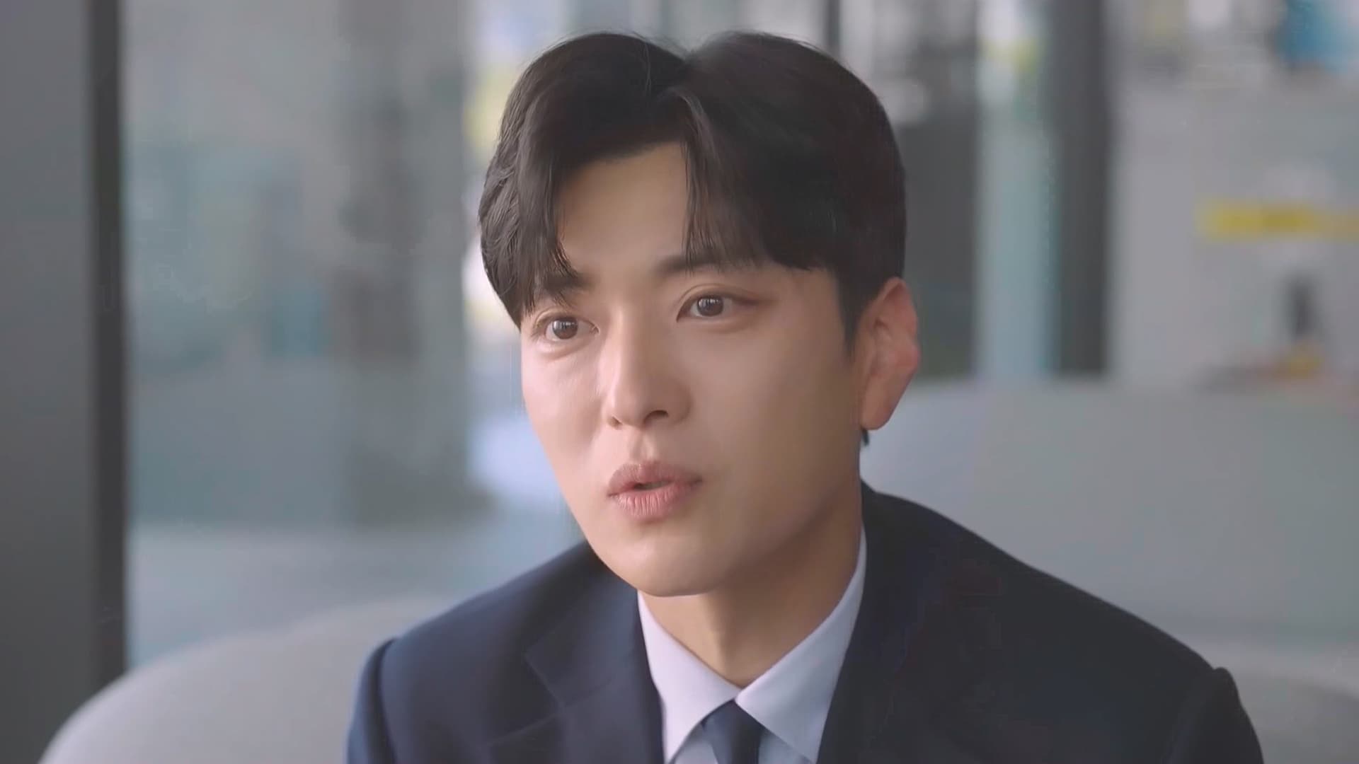 Strangers Again (2023) Episodio 2 thumbnail