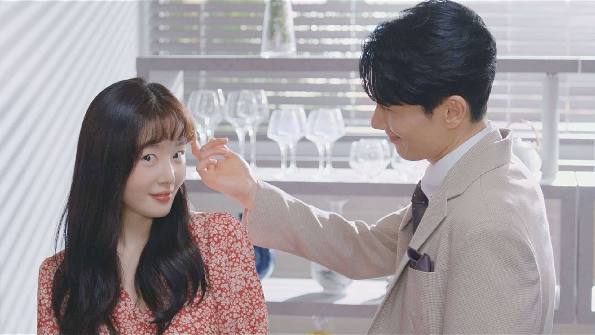 My Sweet Mobster (2024) Episodio 11 thumbnail