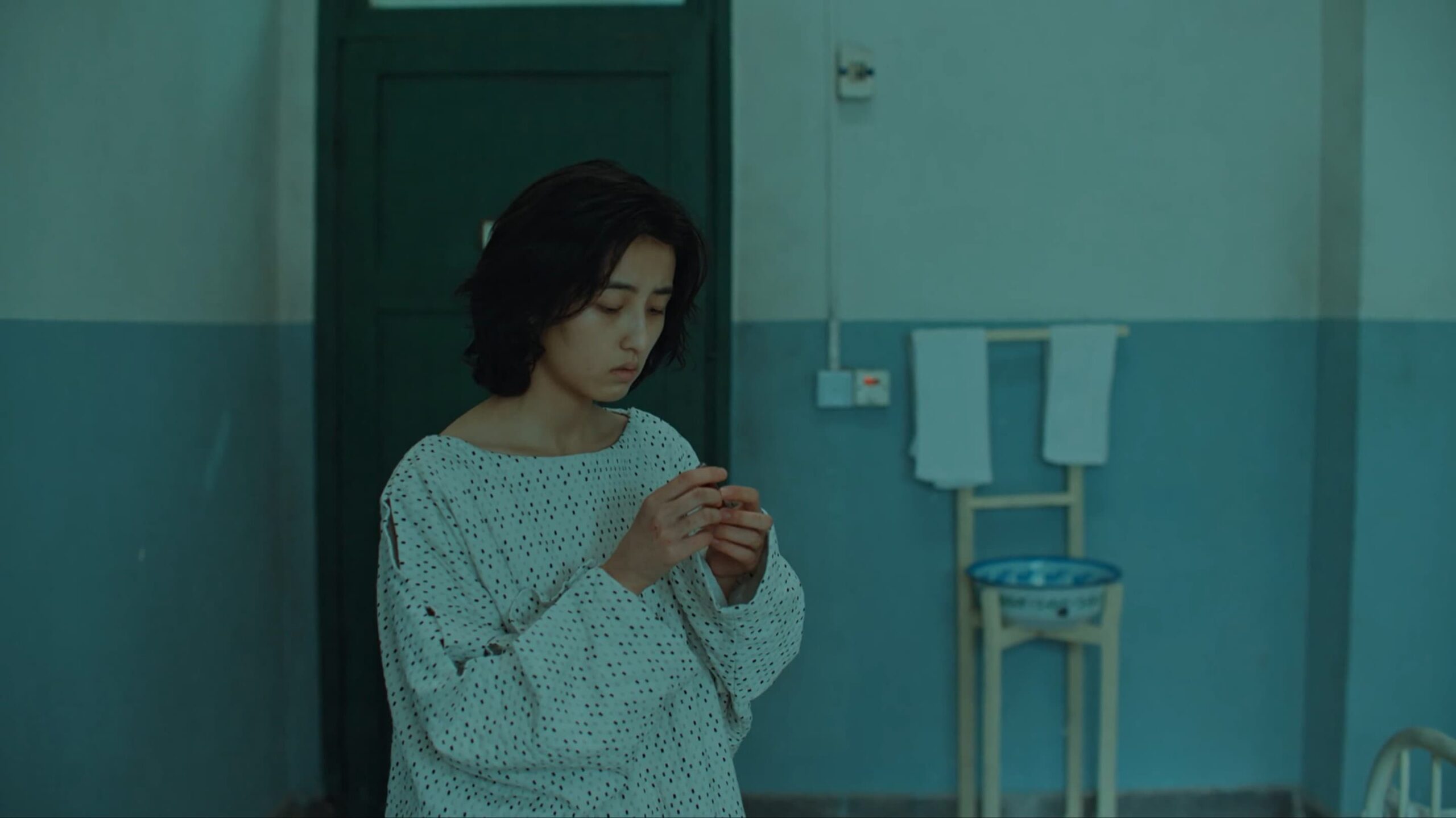 Homesick (2022) Episodio 6 thumbnail